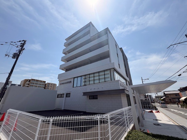 近鉄奈良線 大和西大寺駅 徒歩3分 7階建 築1年の外観写真