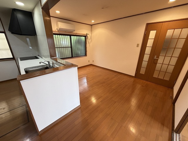 近鉄奈良線 近鉄奈良駅 徒歩19分 2階建 築64年の居間写真
