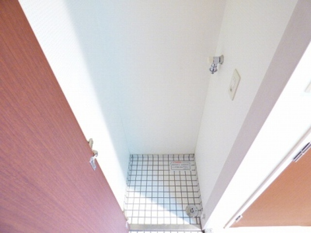 ダヴリューズプロジェクト博多駅南ナンバー54の居間写真