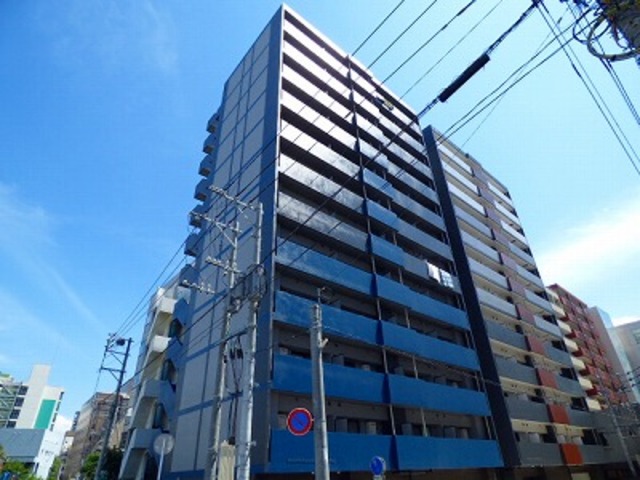Modern Palazzo HAKATA riva 1