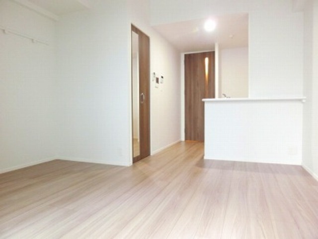 エンクレスト博多駅南STREETの居間写真