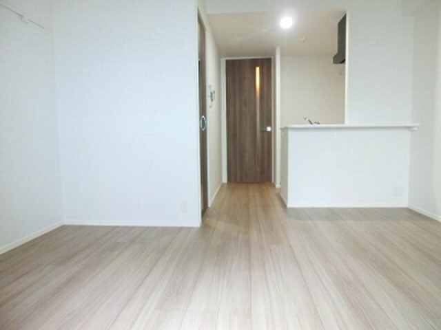 エンクレスト博多駅南STREETの居間写真