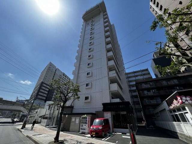 エステートモア平尾堀川の外観写真