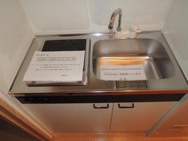 Osaka Metro千日前線 阿波座駅 徒歩3分 11階建 築14年のキッチン写真