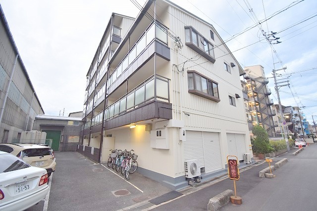 リブランス河村マンション