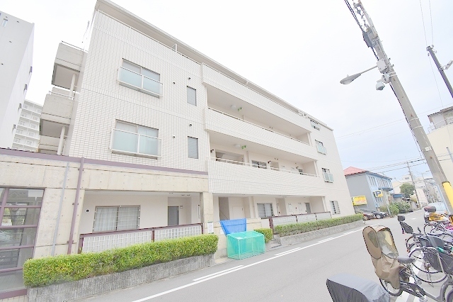 ライフステージ新大阪の外観写真