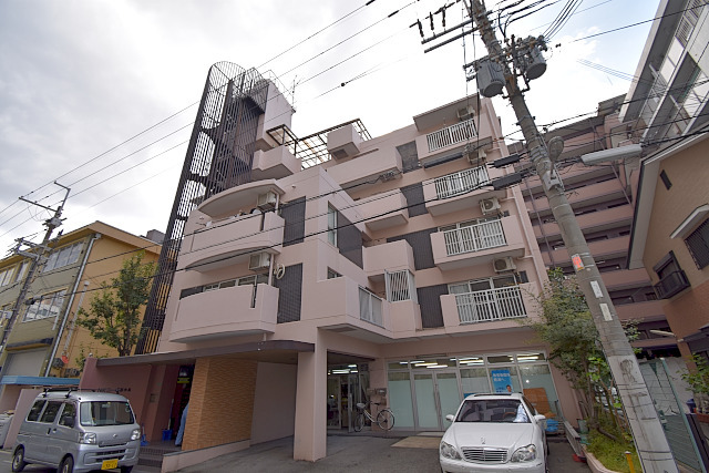 NKコーポ西中島