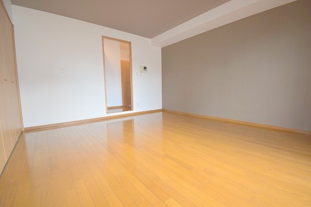 MYアルエットの居間写真