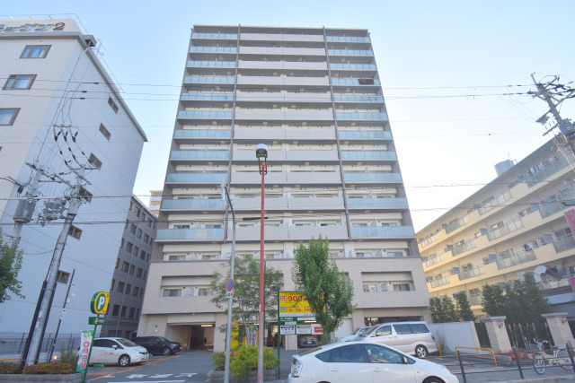 レジディア新大阪の外観写真