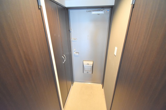 Gramercy Juso-higashi 2ndの玄関写真
