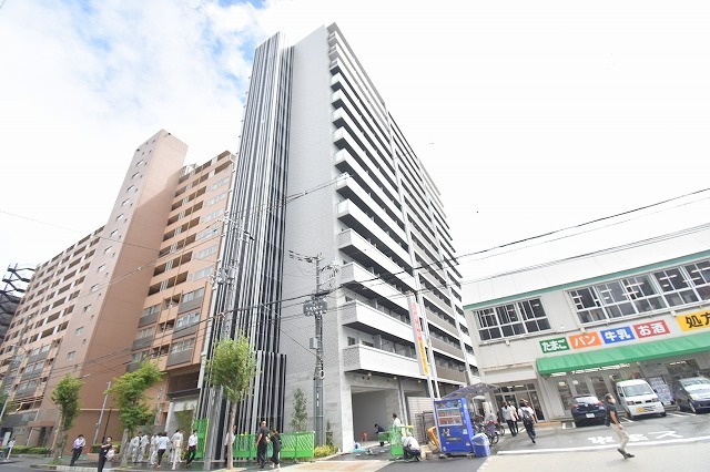 DIMUS新大阪の外観写真