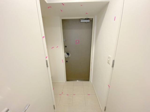 Dimus新大阪の玄関写真