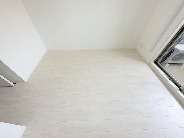 LUXENA新大阪の居間写真