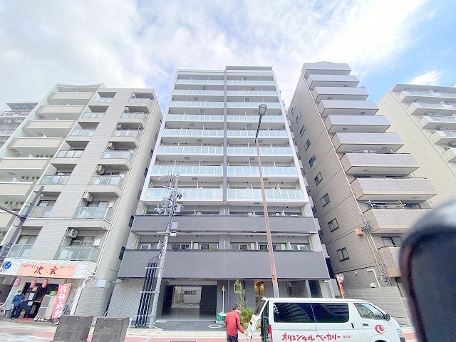 エスリード新大阪ラヴァーグの外観写真