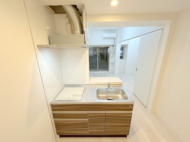 セレニテ新大阪グランデ ミリューのキッチン写真