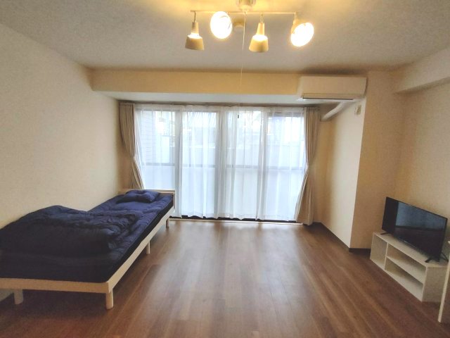 AP1045 エクセランス・ド・天神の居間写真