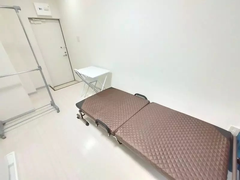 AP107 パレス中川IIの居間写真