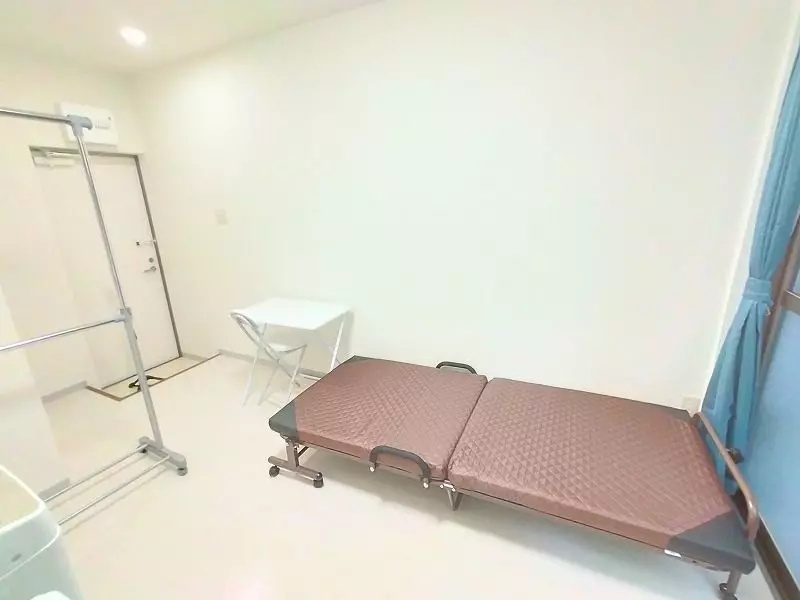 AP107 パレス中川IIの居間写真