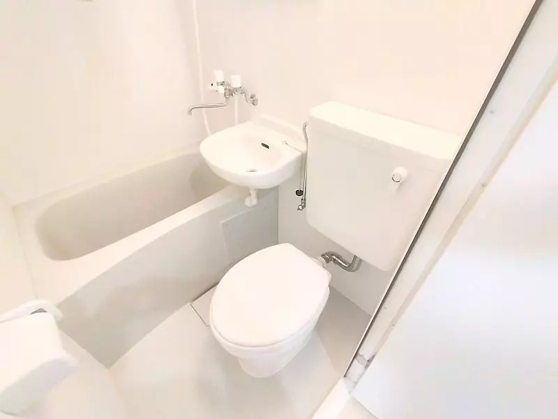 AP107 パレス中川IIの風呂写真