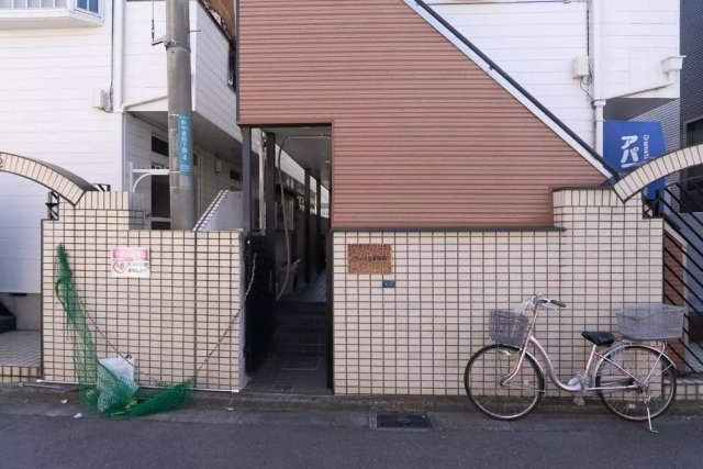 AP1096 パレス与野本町の外観写真