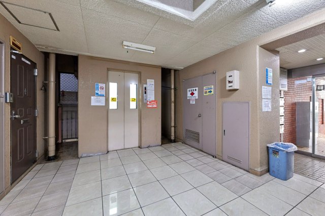 AP125 ハイライフ中野の外観写真