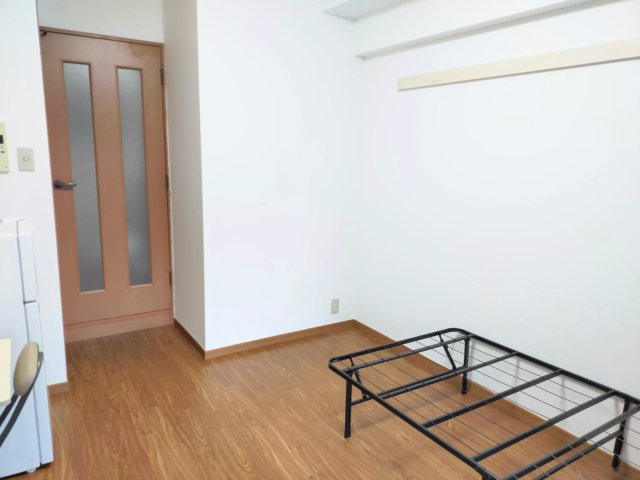 AP130 ディナスティ清水谷IIIの居間写真
