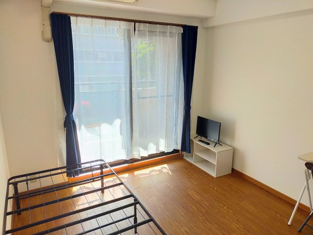AP130 ディナスティ清水谷IIIの居間写真