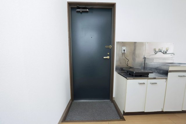 AP286 Mマンションの玄関写真