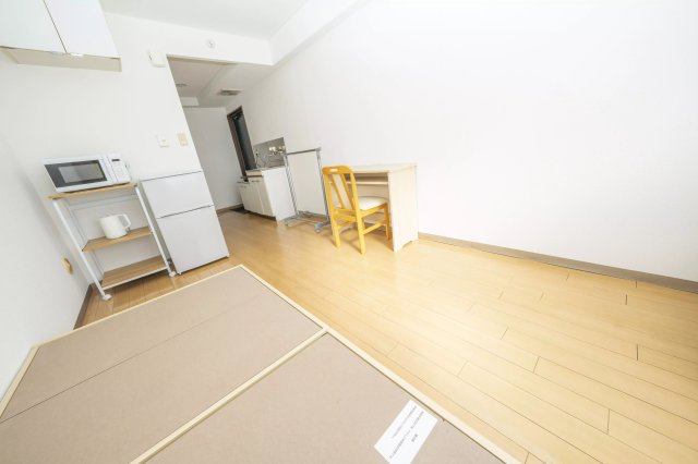AP286 Mマンションの居間写真
