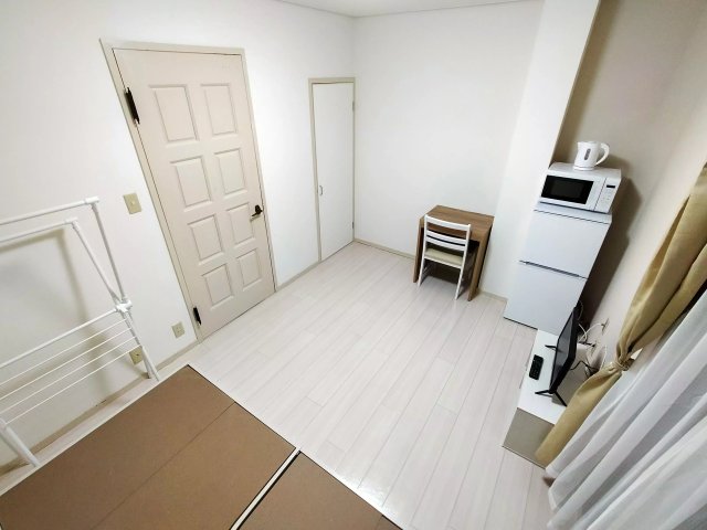 AP339 ES弁天町の居間写真