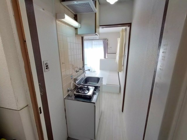 AP41 メゾン・ド・富士見町208のキッチン写真