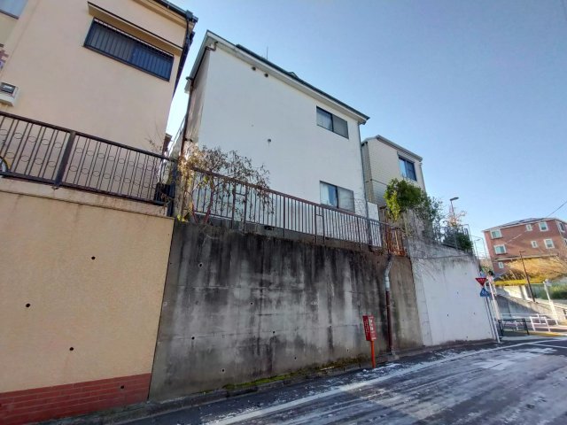 AP46 ペアパレス宮の坂202の外観写真
