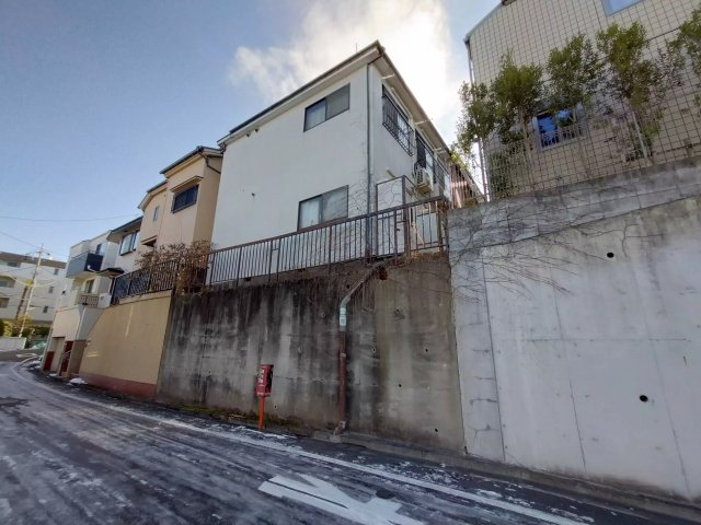 AP46 ペアパレス宮の坂202の外観写真