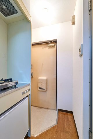 AP502 ルネッサンス32番館の玄関写真