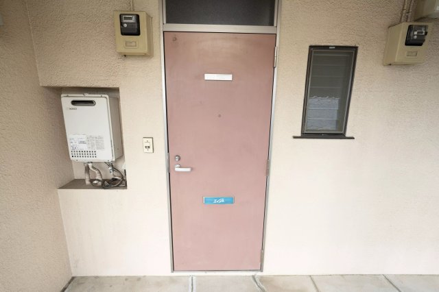 AP544 メゾンド国立の玄関写真