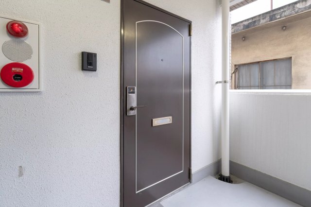 AP572 ヴィラ大濠の玄関写真