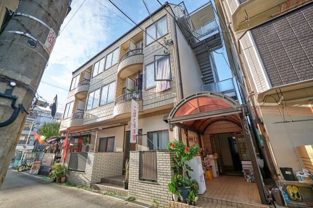 AP632 あかつきマンションの外観写真