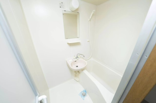 AP652 晴空萬里の風呂写真