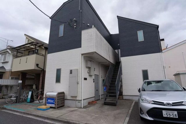 AP1367 十六コートの外観写真