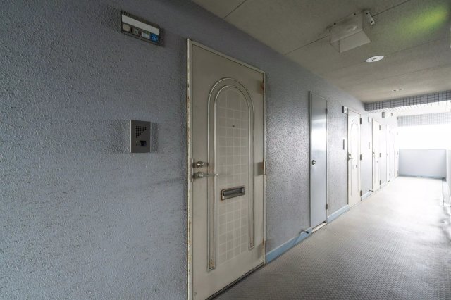 AP1473 ラ・レジダンス・ド・福岡県庁前の玄関写真