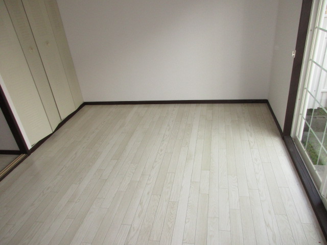 シティライフ岡本の居間写真