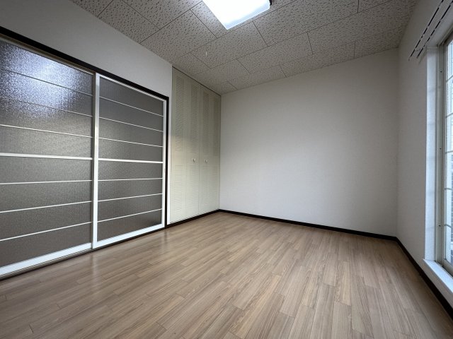 シティライフ岡本の居間写真