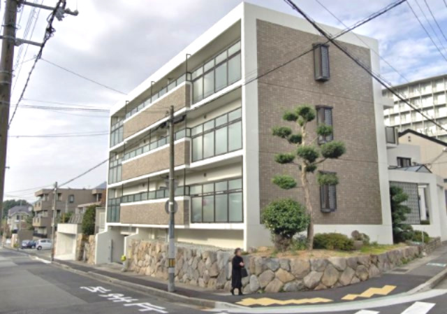 六甲司ハウス