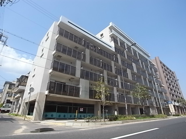 パレス東洋神戸6号館の外観写真