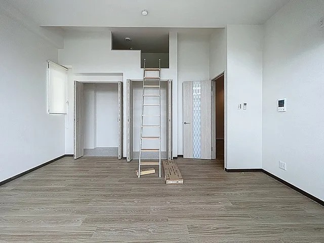 サンビルダー六甲ウエストの居間写真