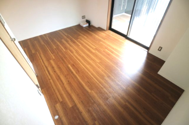シャロン灘の居間写真