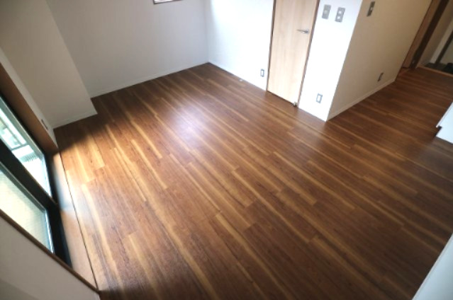 シャロン灘の居間写真