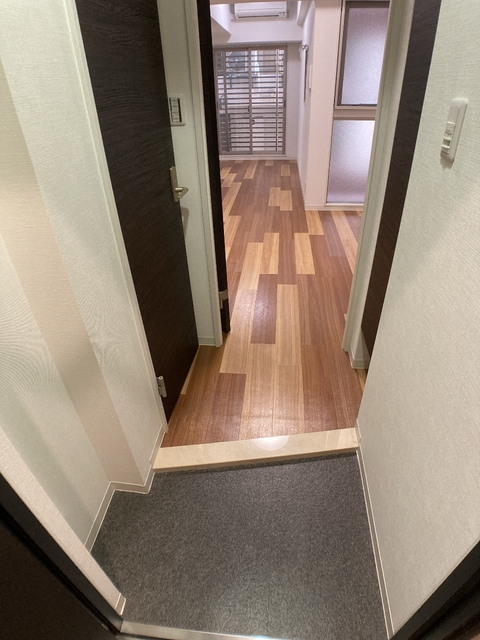 THE GRID北野坂の玄関写真