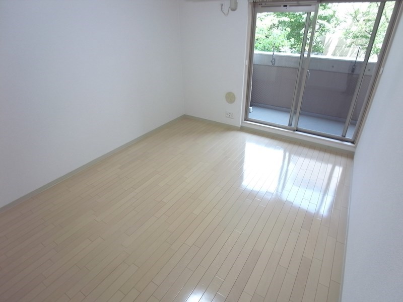 アクロス神戸住吉ステーションフロントの居間写真