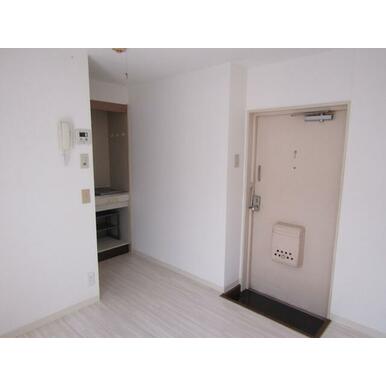 井下マンションの玄関写真